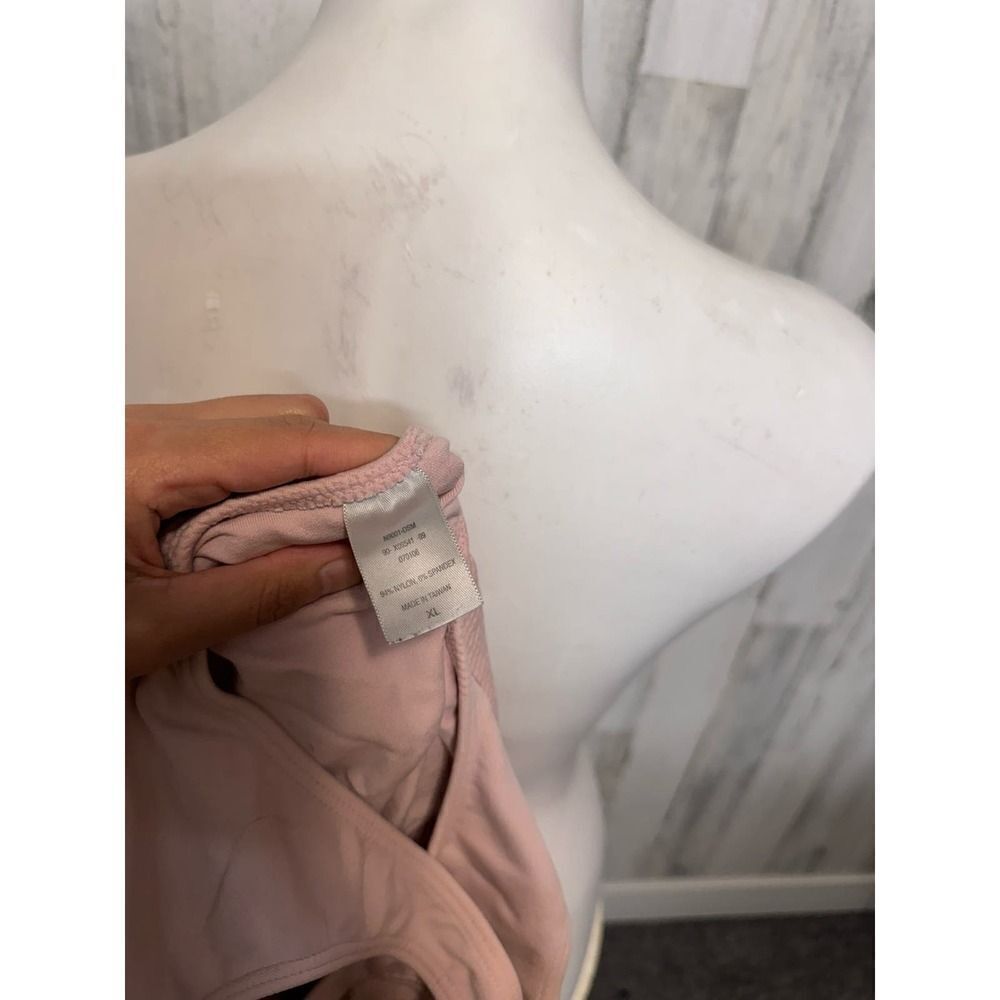 Pink tank top - Picture 6 of 7